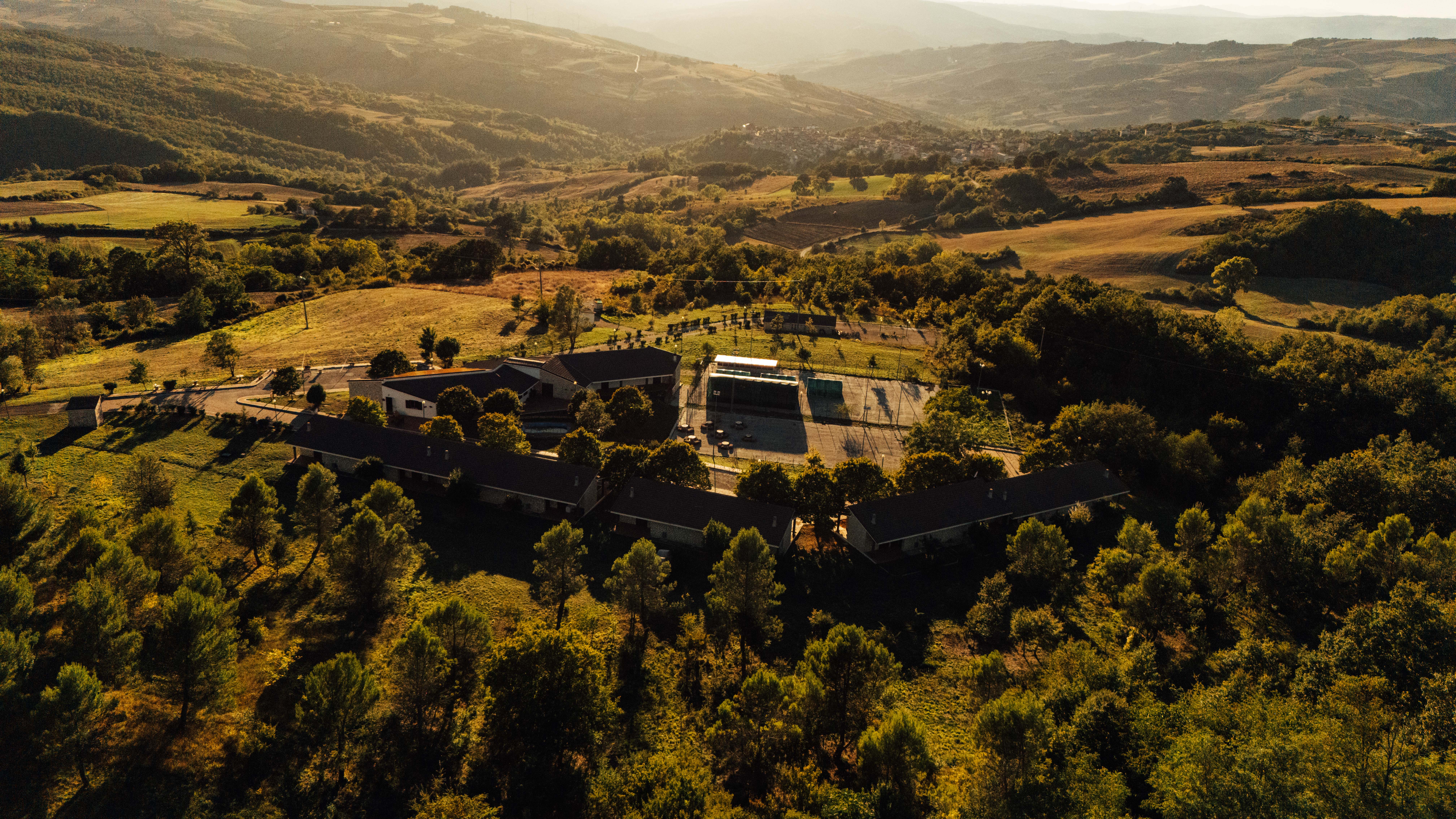 Sentiero tra i boschi dei Monti Dauni